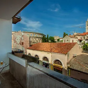 Apartment Apartman Colosseum 